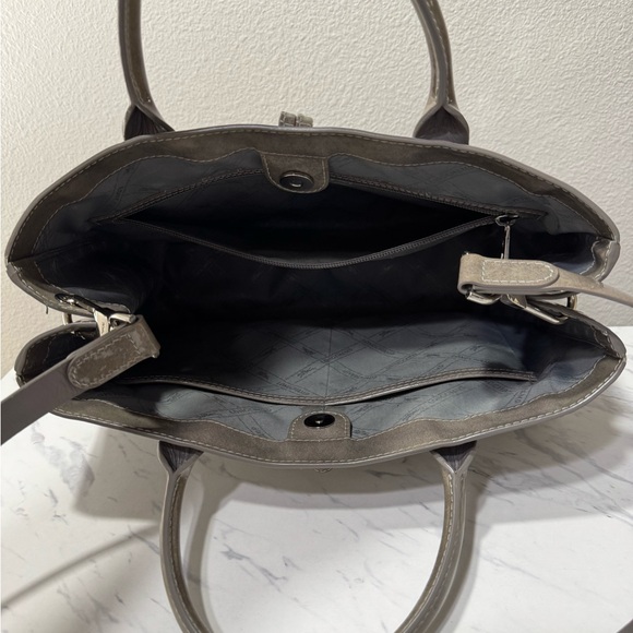 Longchamp Gray Patent Leather Roseau Tote Handbag - Picture 7 of 7